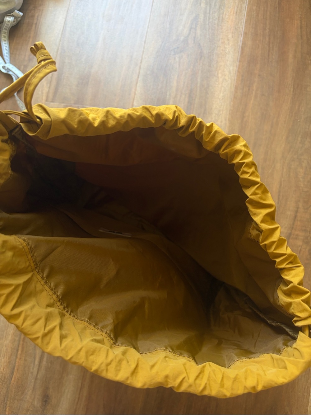 Uniqlo Mustard Yellow Drawstring Shoulder Bag - Picture 7 of 10